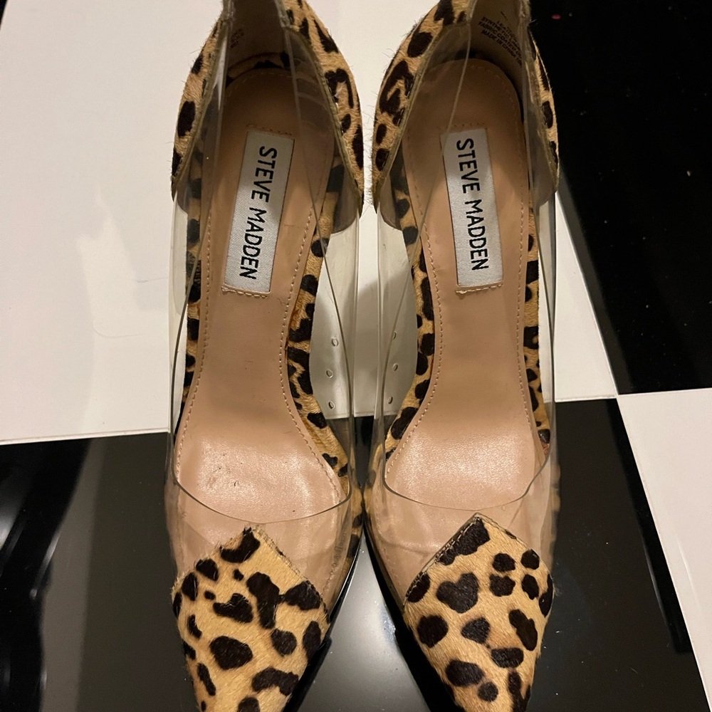 Steve Madden Leopard Pumps Heels